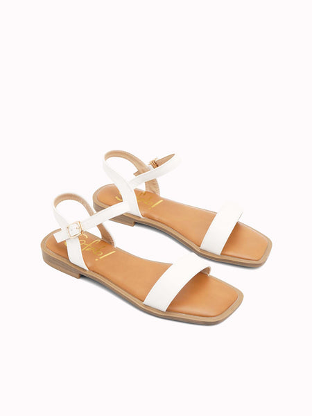 Camilo Flat Sandals