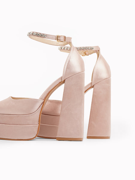 Maddox  Platform Sandals
